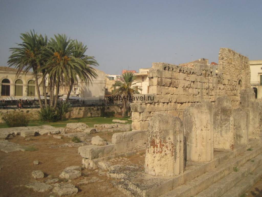 Храм Аполлона в Сиракузах